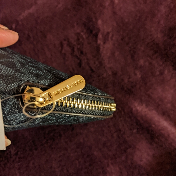 Michael kors jet set large travel pouch - Picture 3 of 10